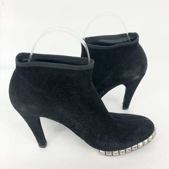 Stuart Weitzman Womens Sockemup Ankle Boots 6.5 Black Studded Suede - Picture 2 of 11